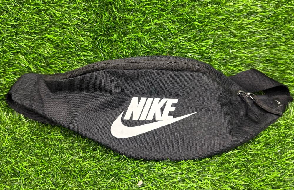 Nike Heritage Waist Pack Fanny Hip Belt Bag Black White Logo Adult Crossbody Zip
